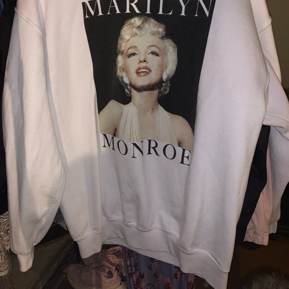 Marilyn Monroe sweatshirt